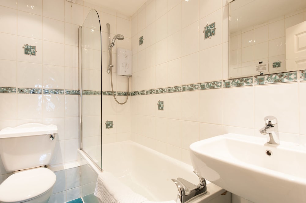 Classic Double Room - Photo 10