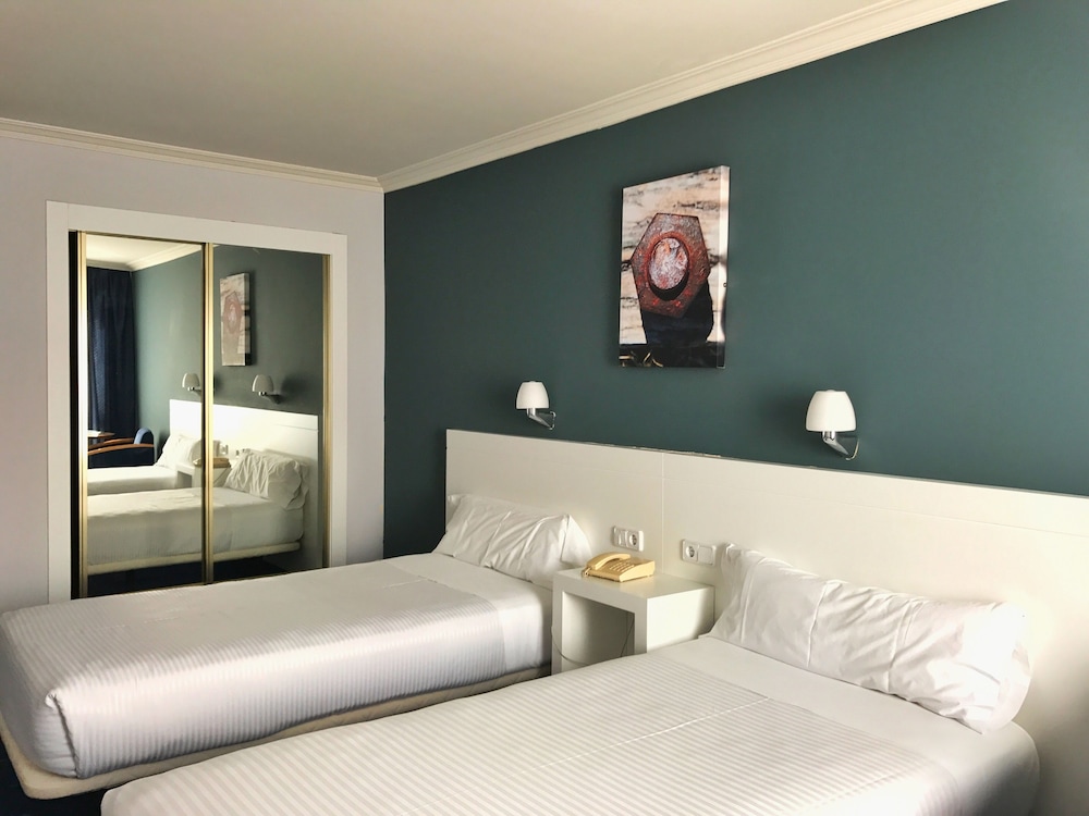 Standard Room - Photo 3