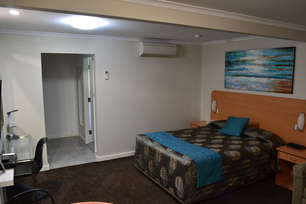 Executive Queen Suite photo 2