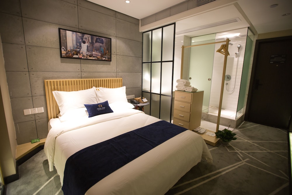 Comfort Double Room, 1 Queen Bed photo 2