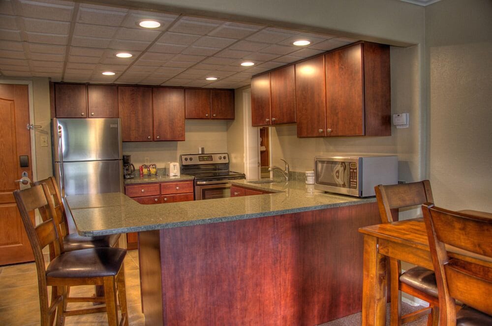 Traditional Suite photo 3