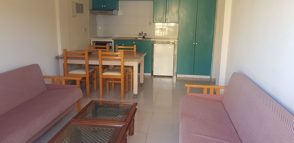 Apartment - Photo 4