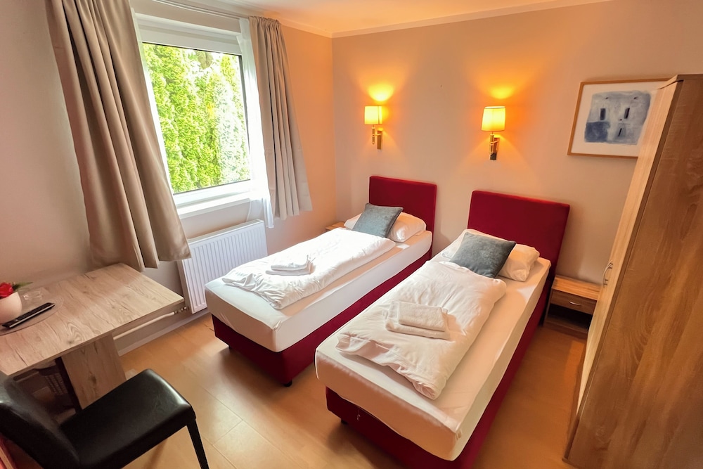 Comfort Room, 2 Bedrooms photo 2