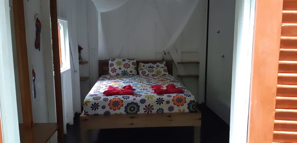 Double Room, 1 Queen Bed, Garden View