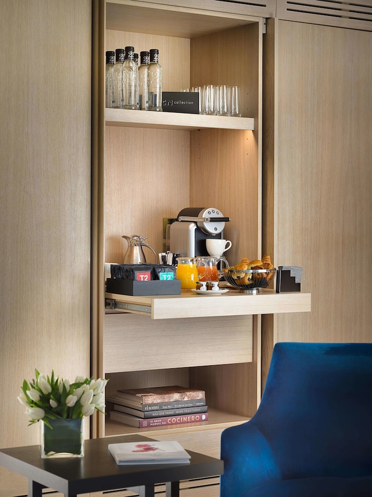 Junior Suite Corner 2 Adults
