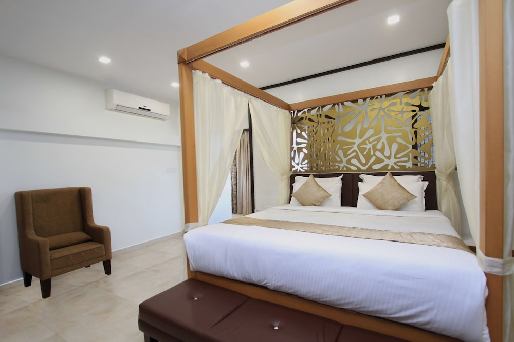 Luxury Room, 1 Bedroom, Accessible, Mountain View photo 2