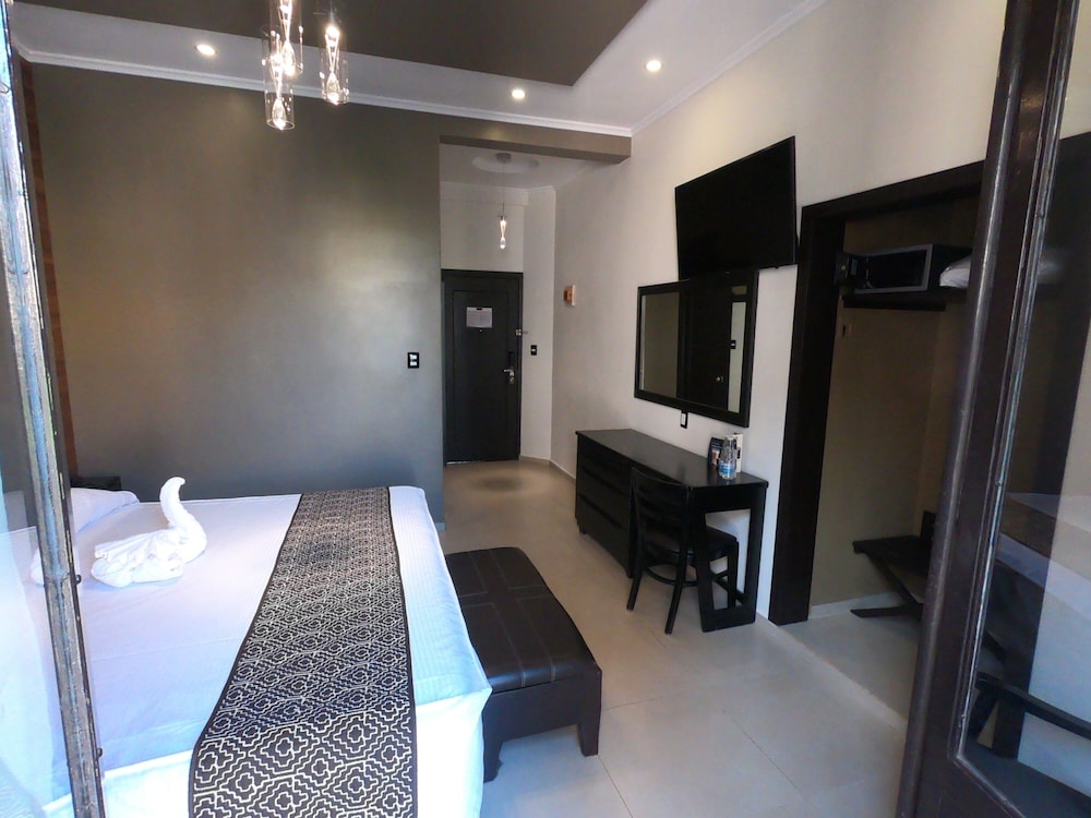 Penthouse photo 3