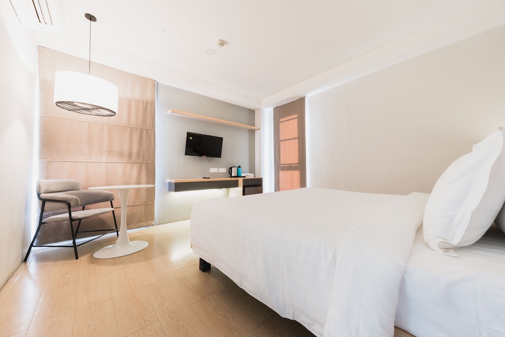 Standard Double or Twin Room - Photo 4