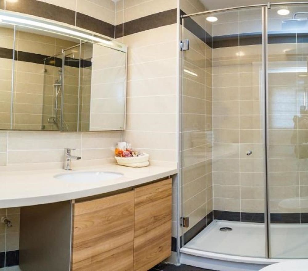Luxury Apartment, 3 Bedrooms photo 2