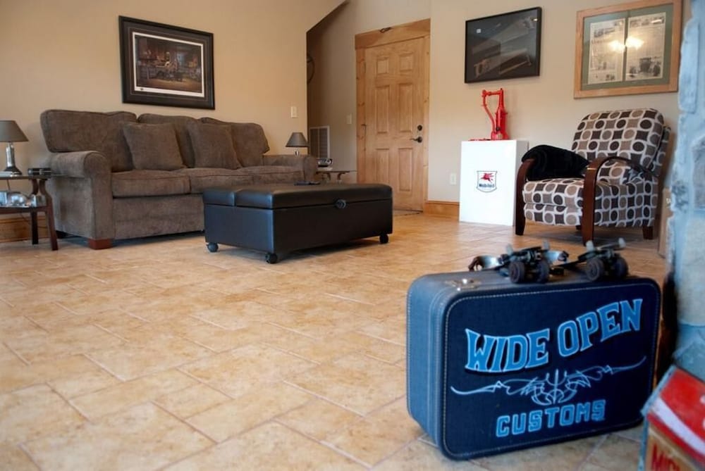 Superior Suite, Ensuite, Mountain View (Anstead Suite)