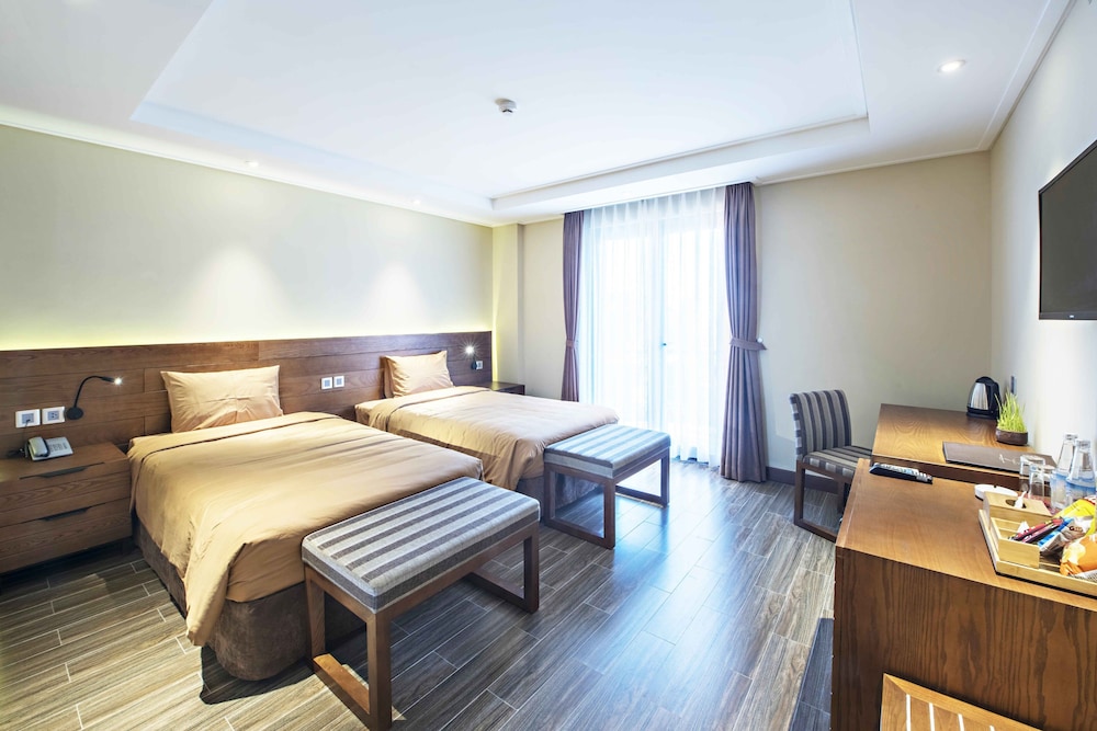 Suite photo 1