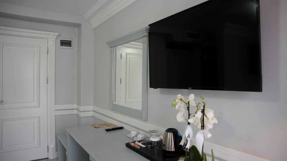 Suite, Balcony, Sea View photo 3