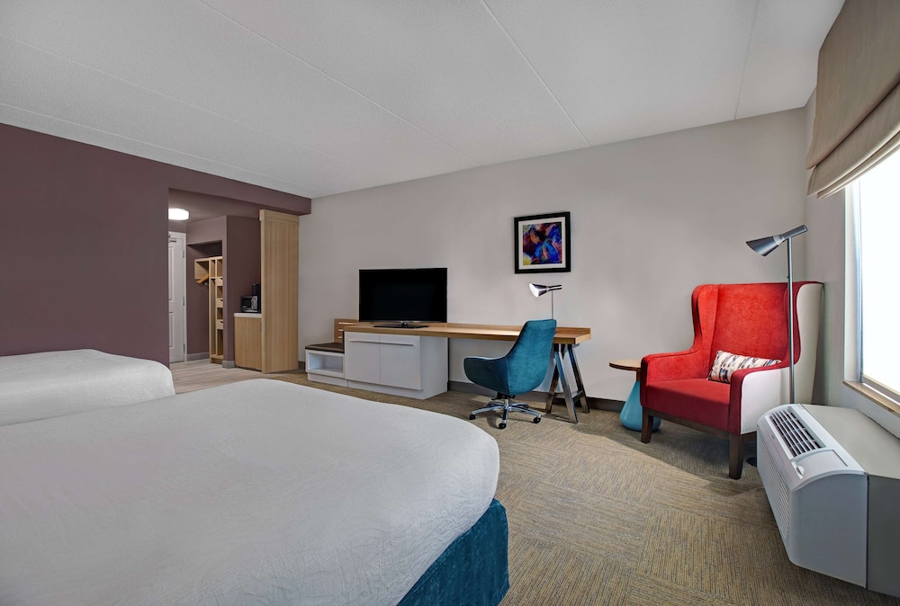 Room, 2 Queen Beds, Accessible photo 3