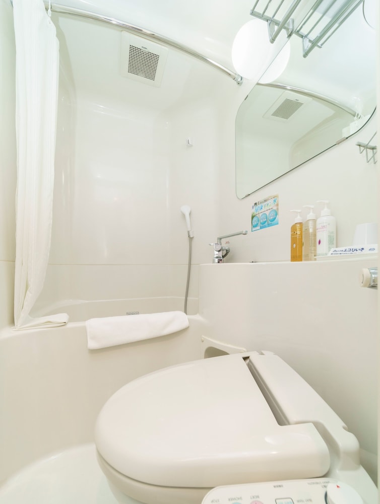 Single Room, Non Smoking - Photo 4