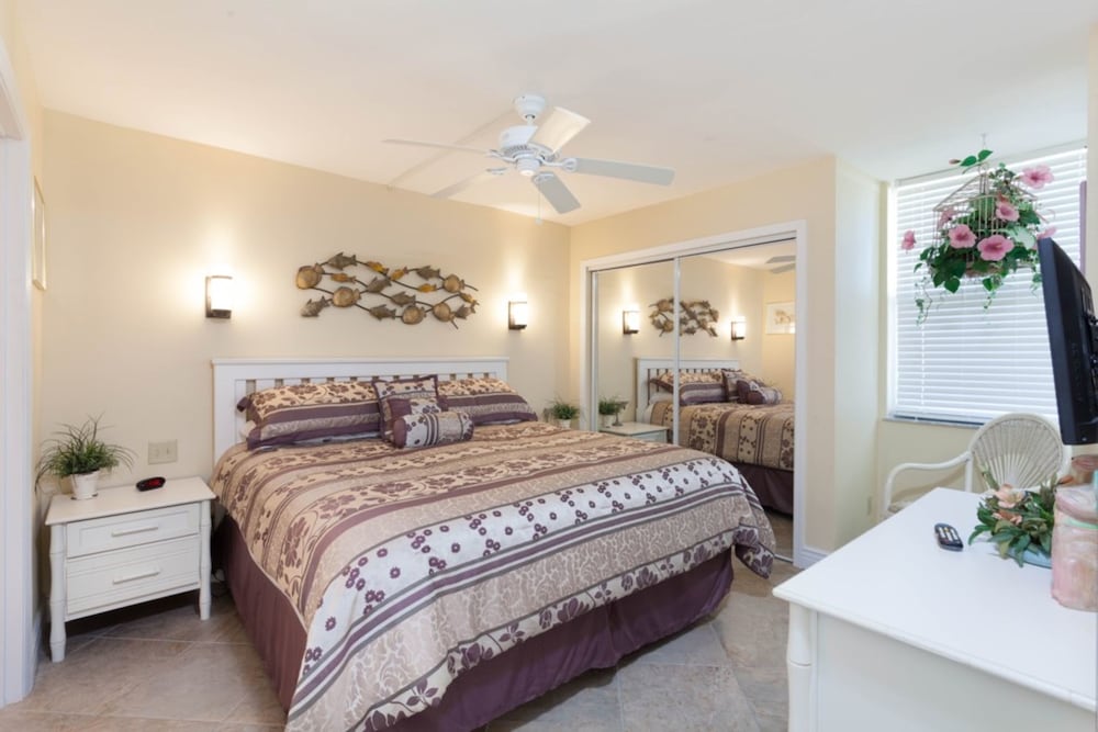 Condo, 1 Bedroom photo 1