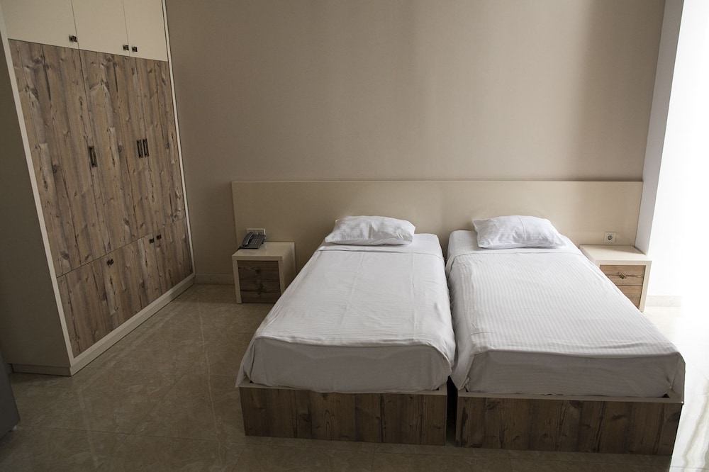 Standard Double or Twin Room photo 3