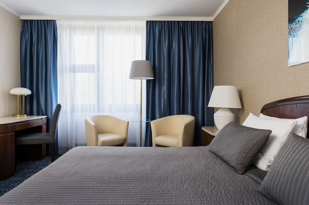 Classic Double or Twin Room - Photo 1