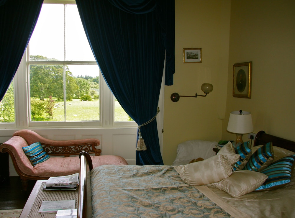 Superior Double Room, Ensuite, Lake View photo 2