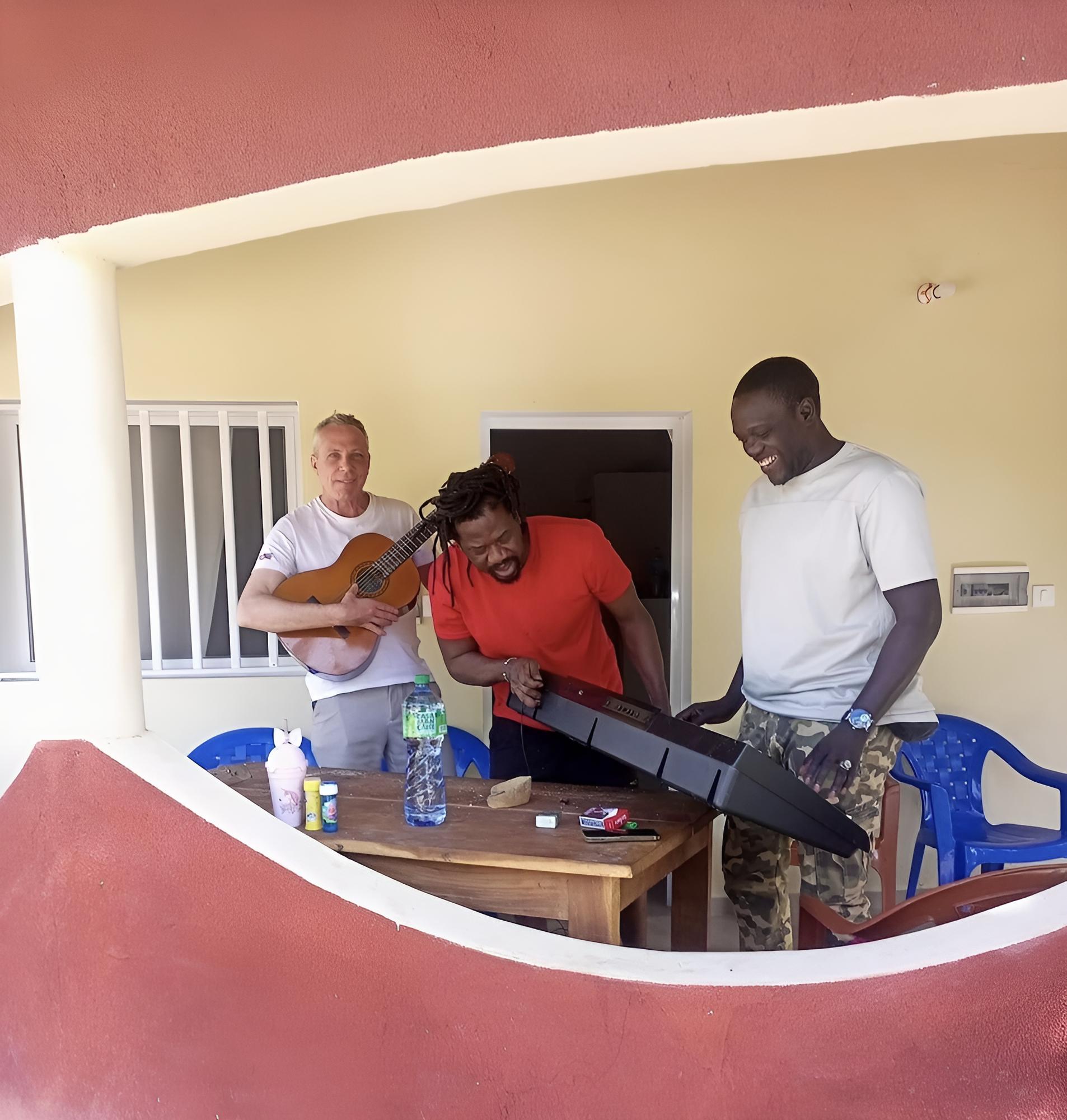 Family Bungalow photo 3