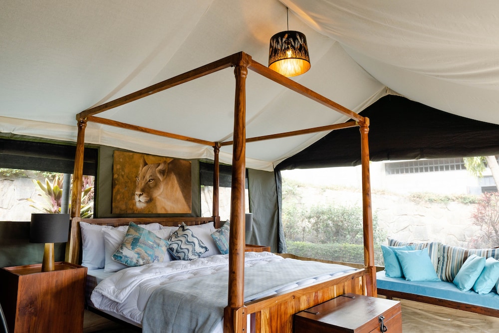 Tent photo 2