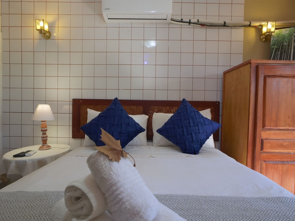 Standard Room, Ensuite, Garden View photo 1