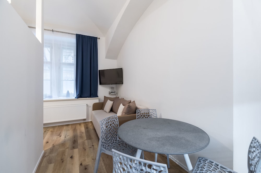 Standard Apartment, Multiple Beds