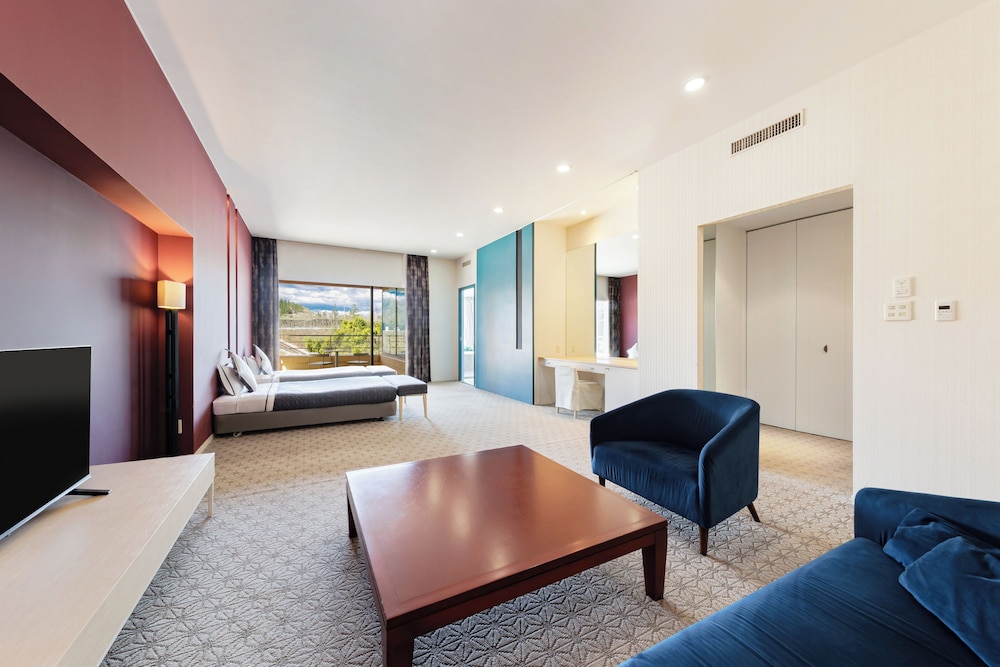 Lanai Suite (With private bathroom)(Non-Smoking) photo 1