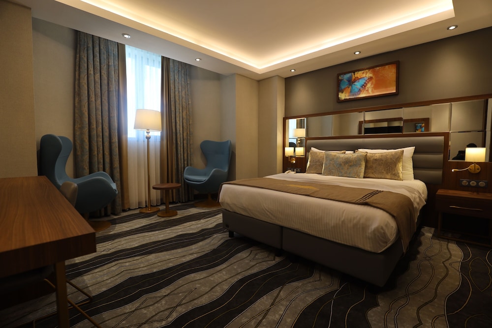 Standard Room photo 2