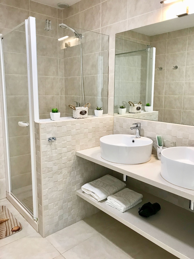 Superior Apartment, 1 Bedroom (With Garden) photo 3