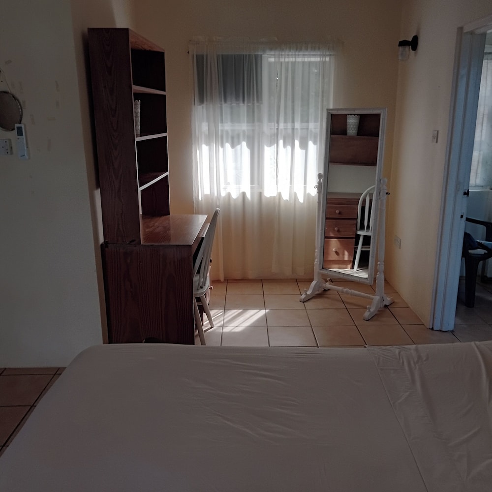 Double or Twin Room, Balcony, Partial Sea View photo 3