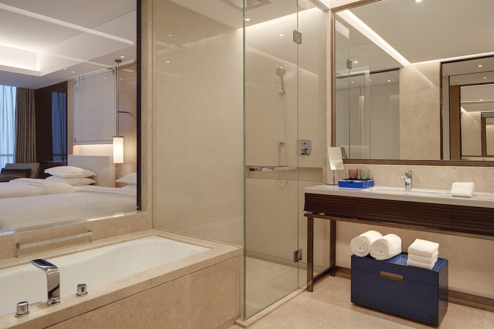 Club Room, 2 Twin Beds, City View photo 2