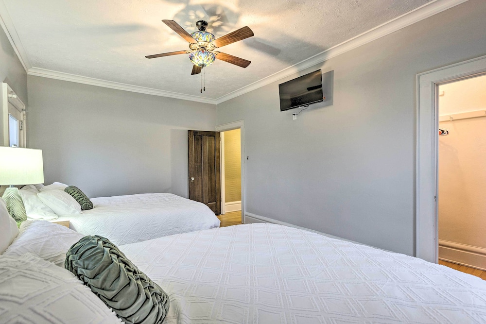 House (4 Bedrooms) photo 2