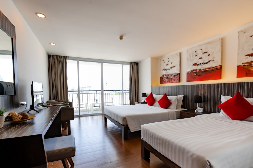 Deluxe Triple Room - Photo 7