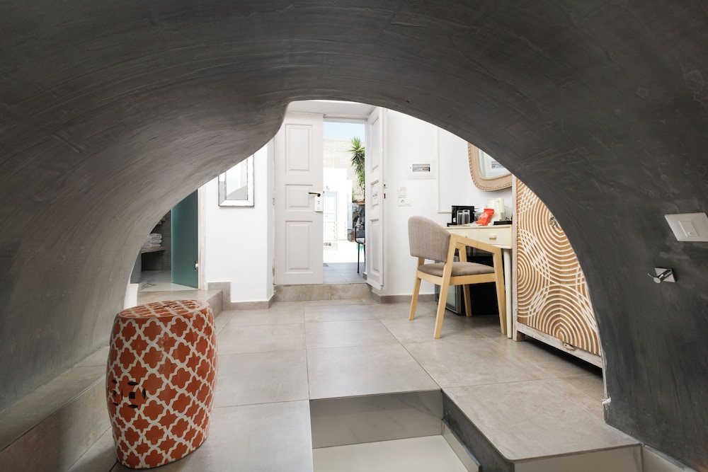 Cave House Suite