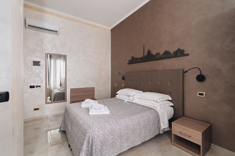 Economy Double or Twin Room, Balcony