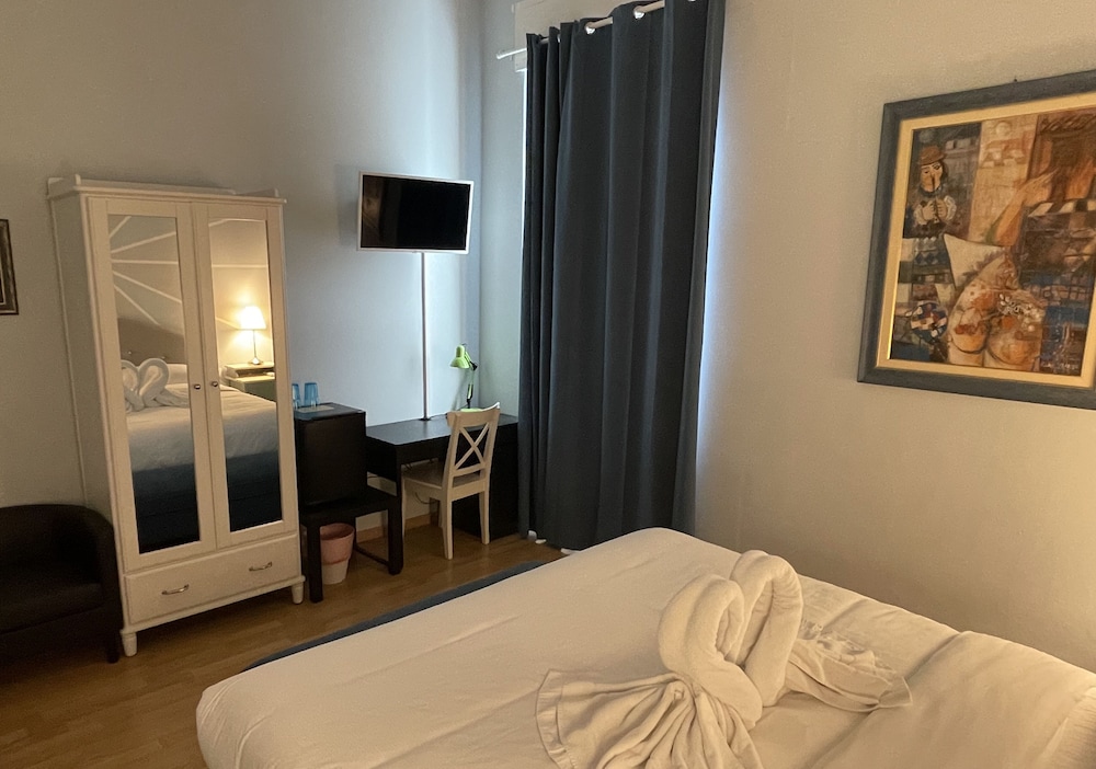 Economy Quadruple Room (Dependance)