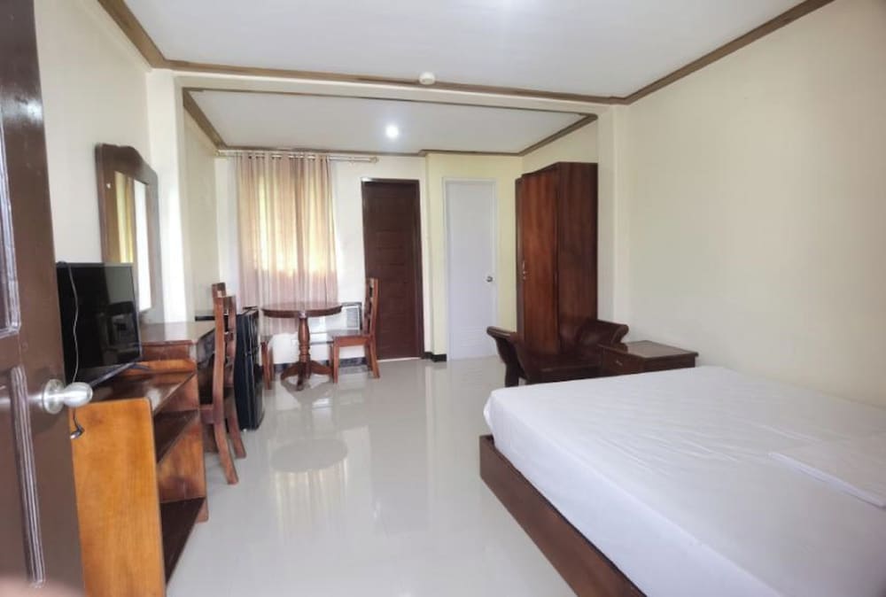 Standard Room photo 2