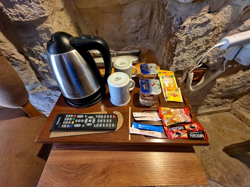 Onyx Stone Room photo 2