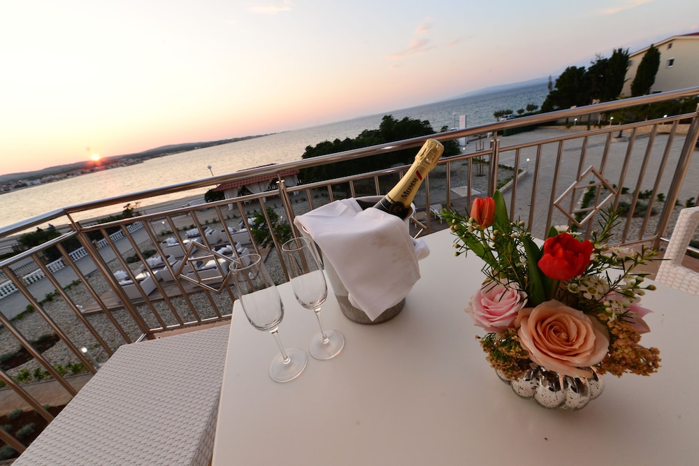 Deluxe Apartment, 1 Bedroom, Balcony, Sea View