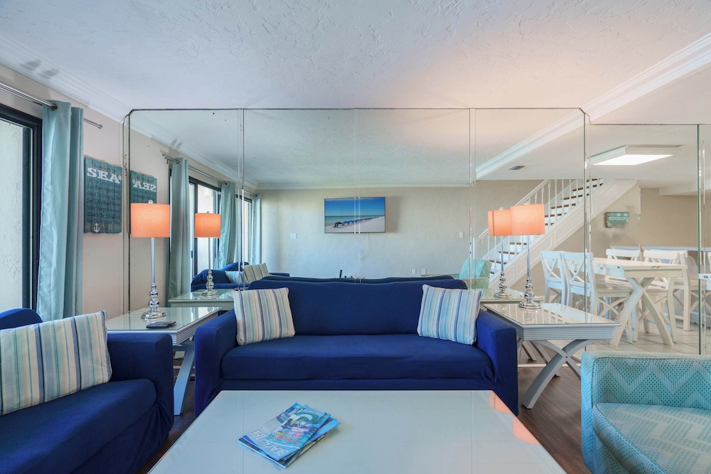 Condo, Multiple Beds, Balcony, Partial Ocean View (Sea Forever)