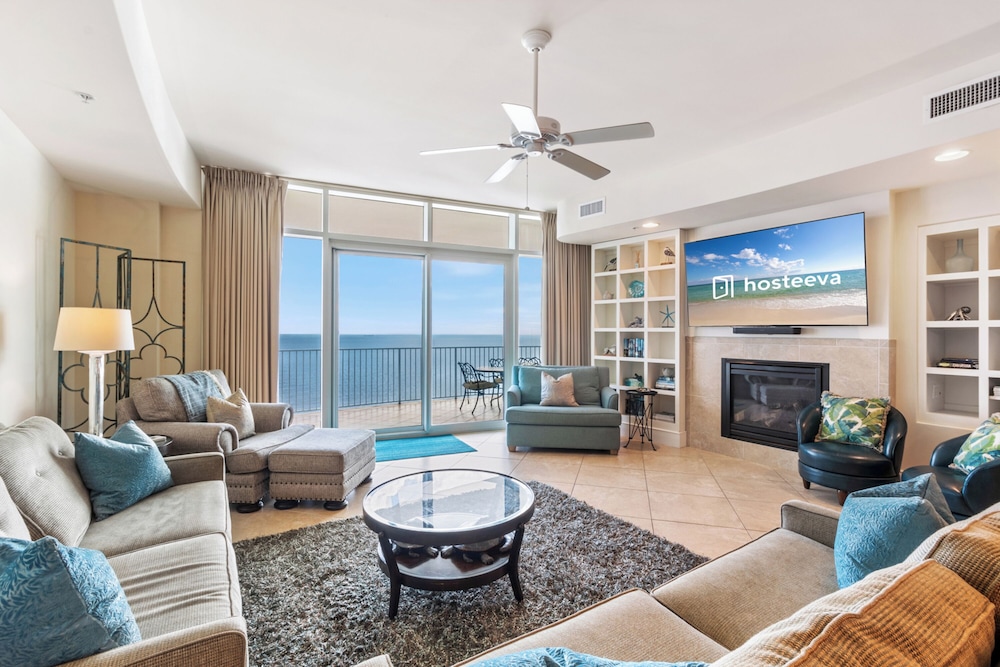 Signature Apartment, Fireplace, Beach View