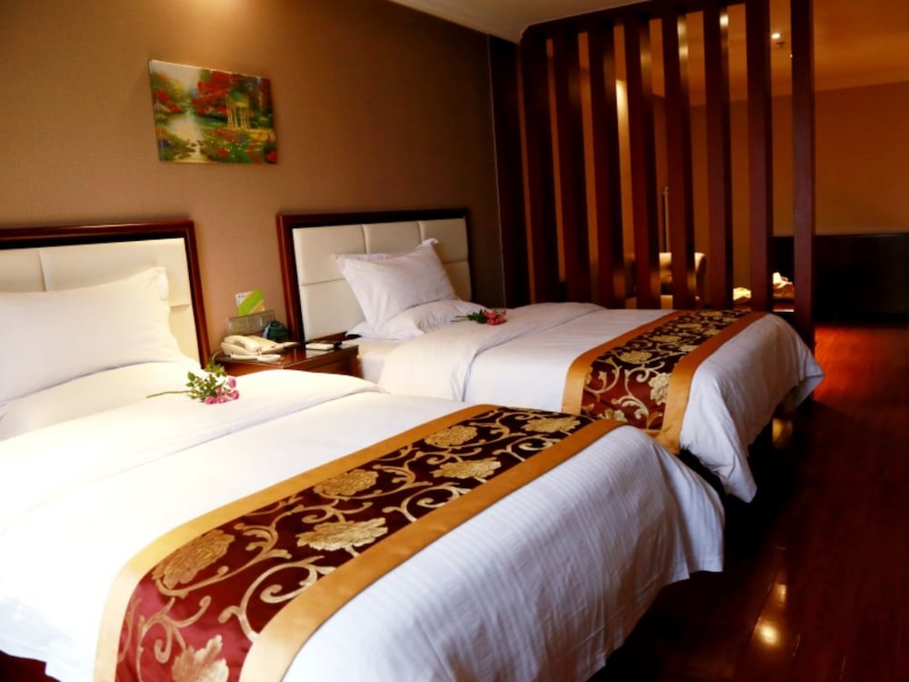 Superior Twin Room photo 2