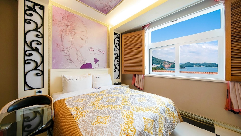 Basic Room, 1 Bedroom (105 ( No cooking )) photo 2