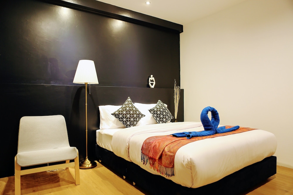 Basic Studio, 1 King Bed photo 1