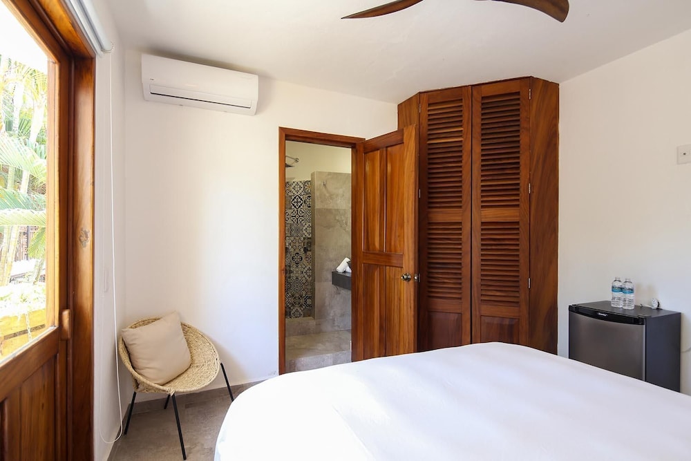 Basic Double Room photo 2