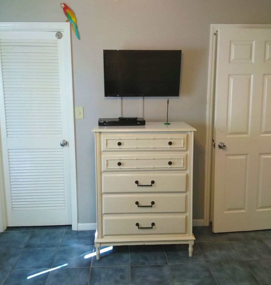 Unit 101 (So-2) photo 1
