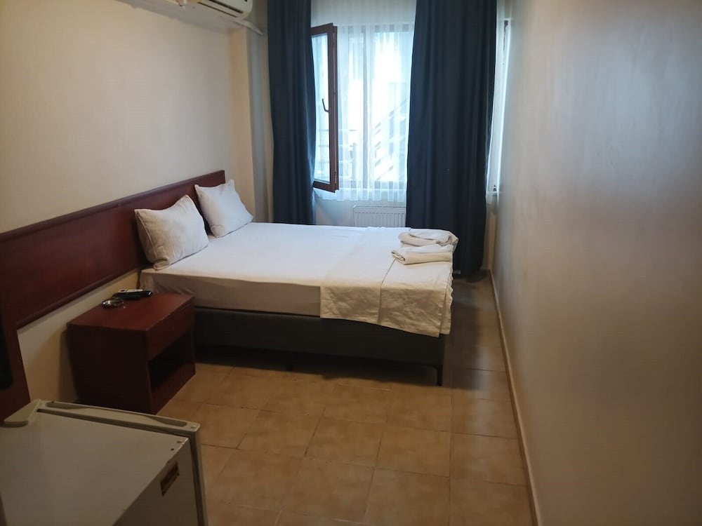 Basic Double Room photo 3