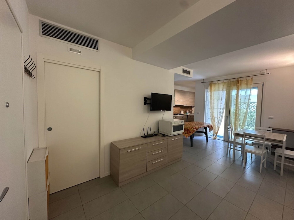 Apartment, 2 Bedrooms, Patio, Garden View