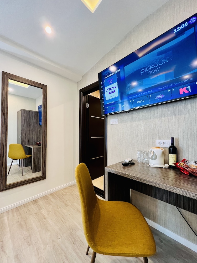 Economy Room photo 2