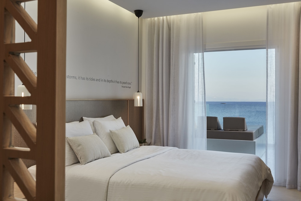 Deluxe Room, 1 Double Bed, Sea View - Photo 6